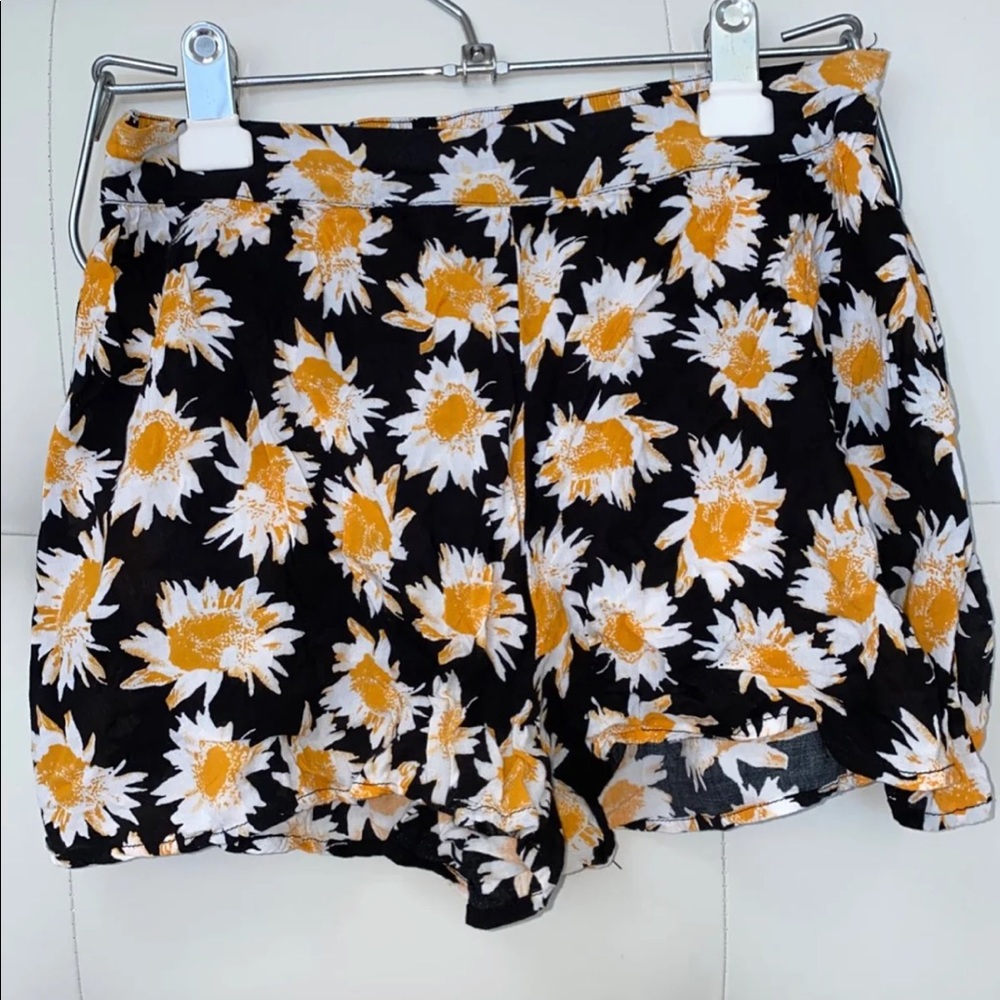 Soft Floral Shorts